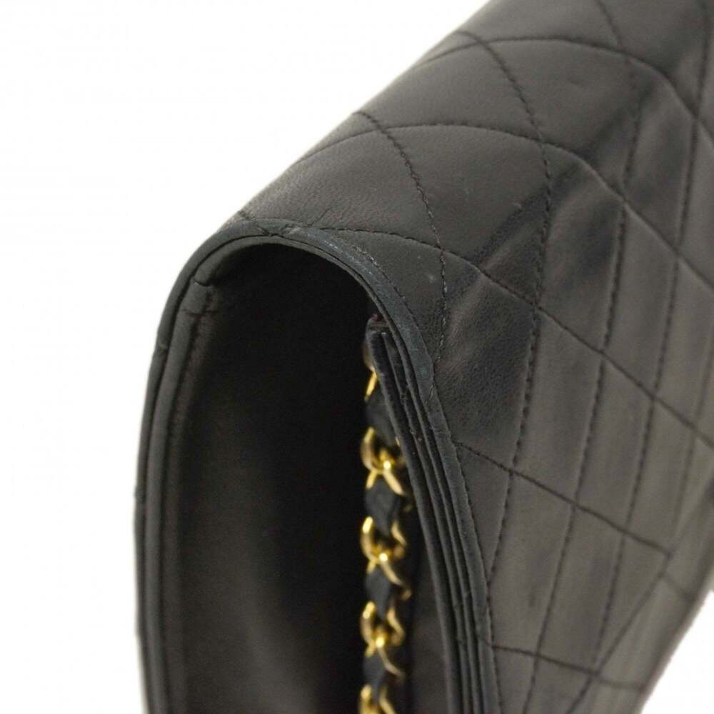 CHANEL Black Lambskin Leather Shoulder Bag - Picture 7 of 16